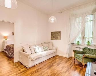 Casa di Nonno Turi - Roma - Sala de estar