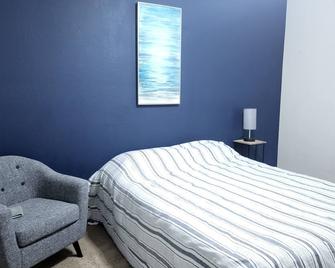 Irving Oasis - Irving - Bedroom