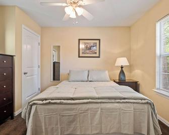 Convenient Entire Home Sherman TX close to Austin college - Sherman - Schlafzimmer