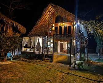 cabañas bari - Moñitos