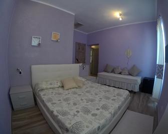 Al Sole Di Pula - Pula - Habitación