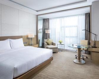 Jinan Inzone Royal Plaza Hotels - Jinan - Schlafzimmer