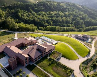 Casa di Langa - Cerreto Langhe - Вигляд зовні