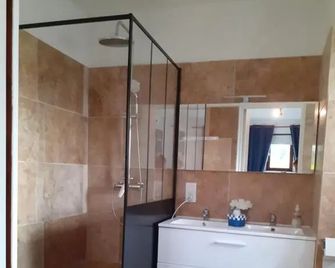 La Sapiniere -Chambres Climatisees - Vaison-la-Romaine