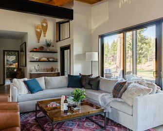 5 King Beds! Golf Course View On Huge Sh - Cle Elum - Living room