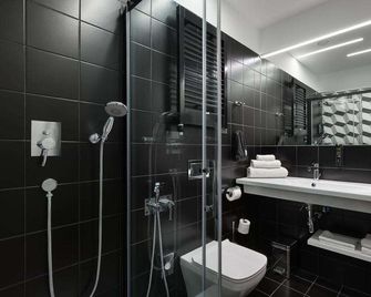 Bank Hotel - Lviv - Bathroom