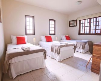 Clh Suites Ilha Grande - Vila do Abraao - חדר שינה