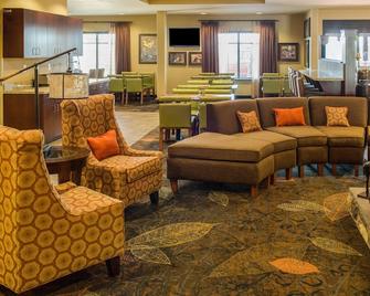 Little Missouri Inn & Suites New Town - New Town - Area lounge