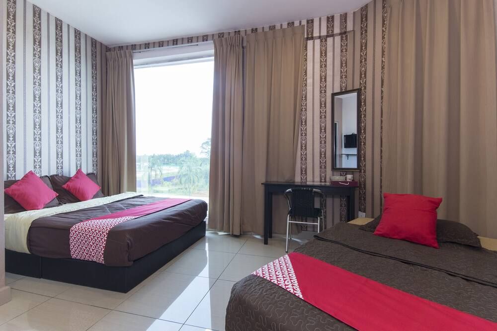 نايت كوين هوتل