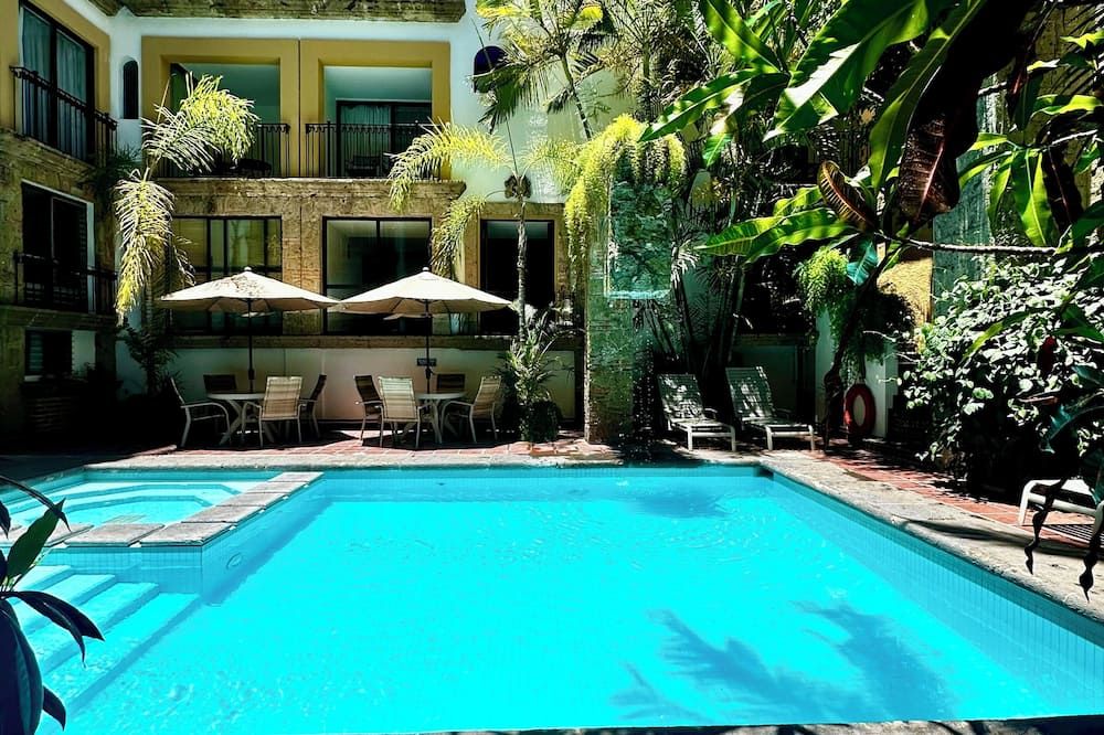 Hotel de Mendoza - גוואדאלחארה - בריכה