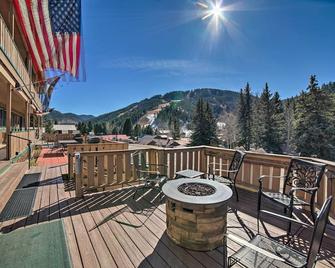 Red River Condo with Fire Pit half Mi to Slopes! - Red River - Balcón