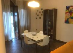 Casalhouse Apartment - Brindisi - Dining room