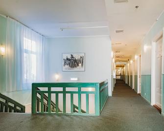 Economy Hotel - Tallín - Pasillo