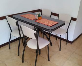 Very bright Apartment , excellent location. - Buenos Aires - Ruang makan