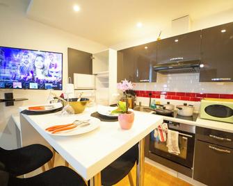 Kelys Residentiel Premium Jacuzzi - Boulogne-sur-Mer - Keuken