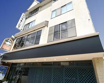 Yuzawa Ski House - Yuzawa - Edificio
