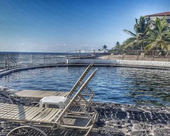 Ocean View Condo With Large Lanai - Kailua-Kona - Piscine