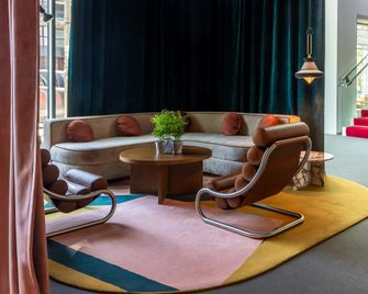 Cenica Porto Hotel, Curio Collection by Hilton - Porto - Lounge