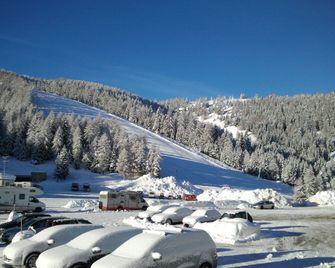 Hotel Grizzly - Folgaria - Näkymät ulkona
