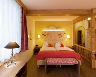 Reindl's Partenkirchener Hof - Garmisch-Partenkirchen - Bedroom