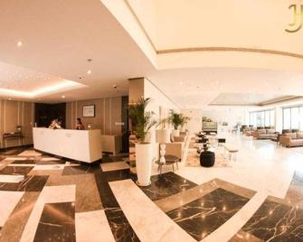 Atiram Jewel Hotel - Manama - Lobby