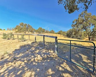 Pleasant Valley Wine Trail Home - Near Paso Robles - San Miguel
