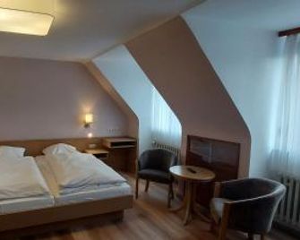 Hotel Astoria - Bergrheinfeld