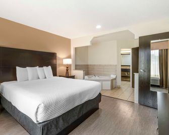 Best Western Suites - Columbus - Bedroom
