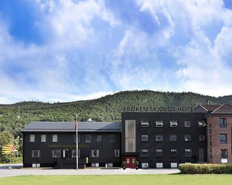 Frøken Skjolds Hotel - Mosjøen - Gebouw