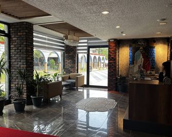 Avni Bey Otel - Arakli - Lobby