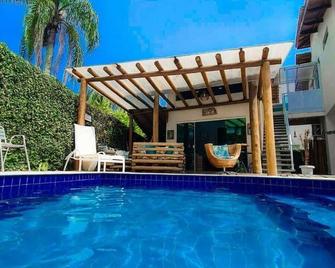 Mares de Camburizinho - Camburi - Piscina