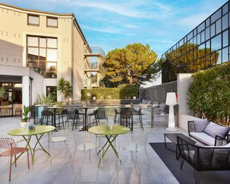 راديسون هوتل إي أون بروفينس - ايكس-أن-بروفانس - مبنى