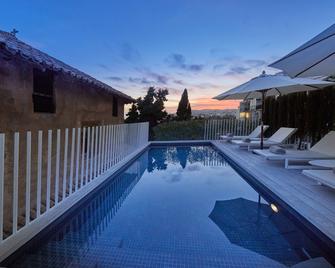 هوتل دير دي لا مسيو - ميورقة - حوض السباحة