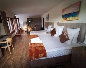 50 Galena Affordable Luxury - Roodepoort
