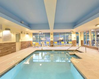 Fairfield Inn & Suites by Marriott Eau Claire Chippewa Falls - Eau Claire - Piscina