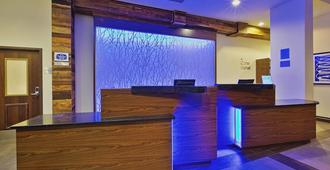 Fairfield Inn & Suites by Marriott Chattanooga - Chattanooga - Recepción