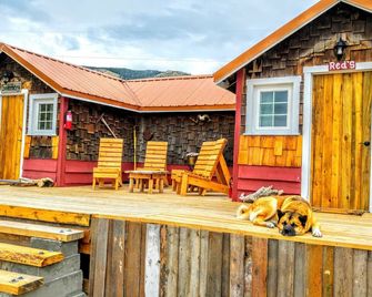 Soderberg cozy rustic cabin 5 min from Cody - Cody - Patio