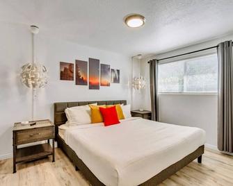 Convenient 2br Apt W Covered Parking Slc - Salt Lake City - Bedroom