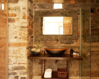 Aigis Suites Kea - Korissia