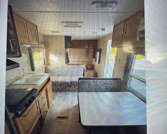 Great Camper - Lithonia