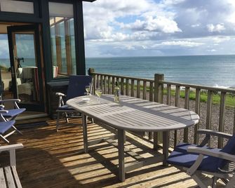 Luxury Holiday Cottage by a secluded beach near Ballycotton - Ballycotton - Balcón