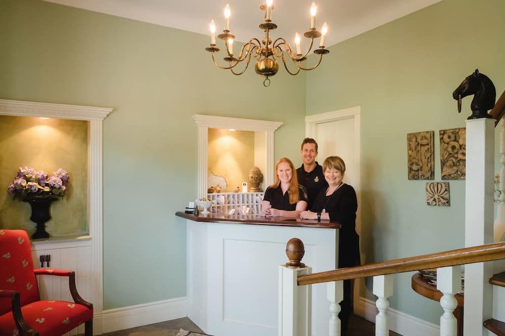 Green Acres Inn - Kingston