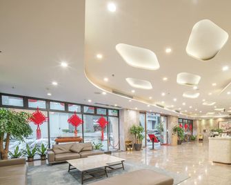 Guangzhou Seaman Hotel - Cantón - Lobby
