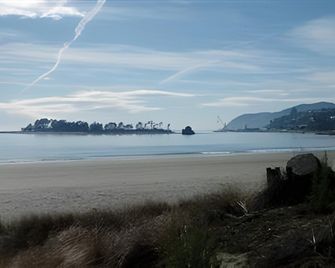 Collingwood Manor Bed & Breakfast - נלסון - חוף