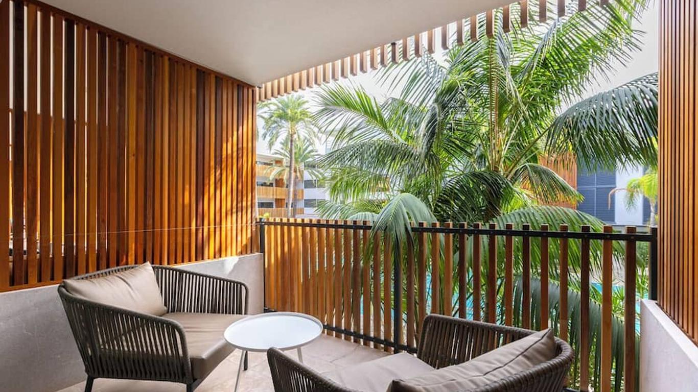 Las Gaviotas Suites Hotel & Spa