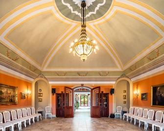 Hotel Vécsecity - Hernádvécse - Lobby