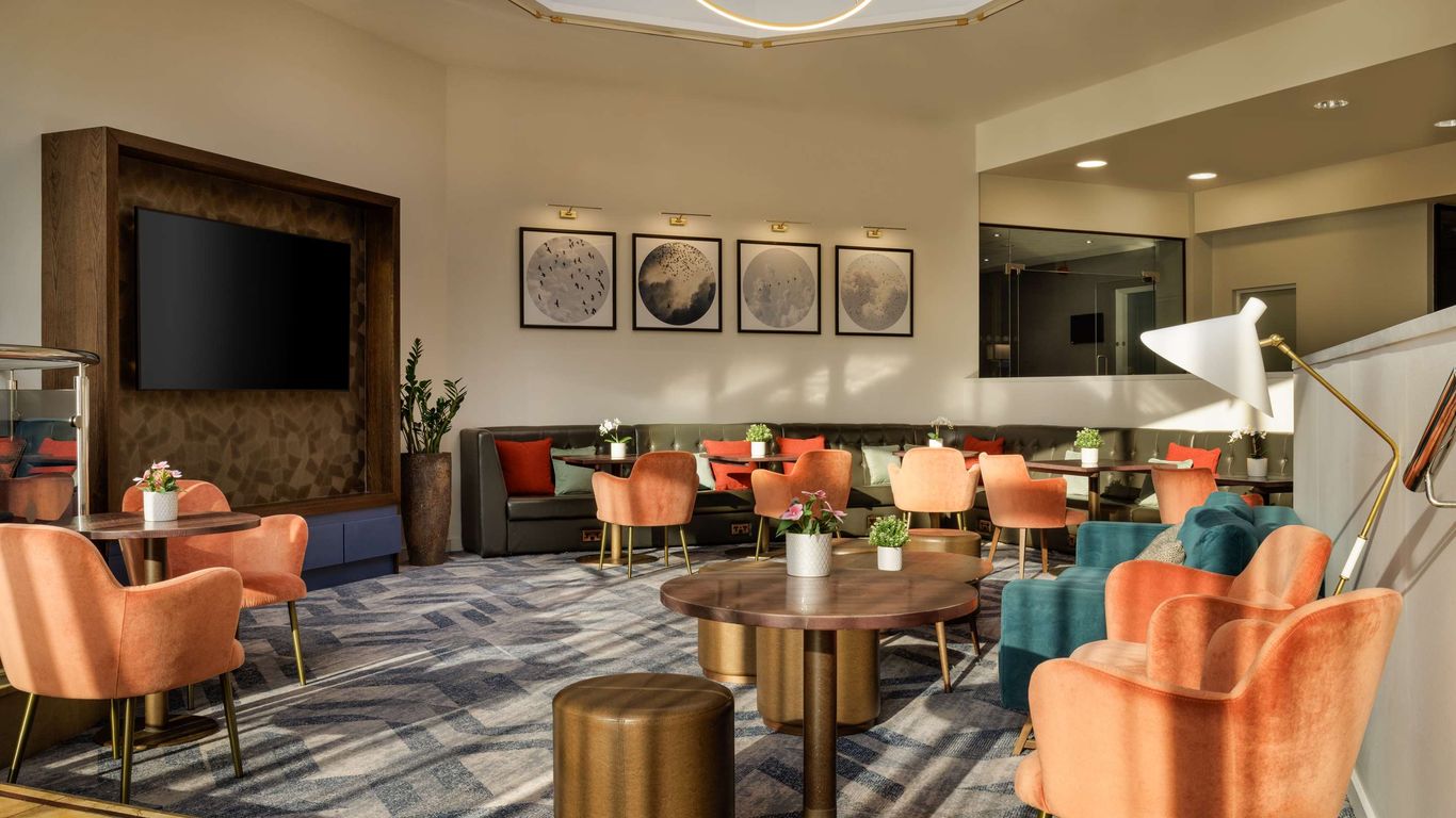 DoubleTree by Hilton Manchester Airport