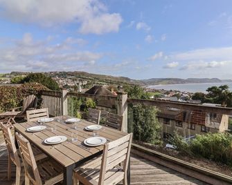 9 Coram Court - Lyme Regis - Balcony