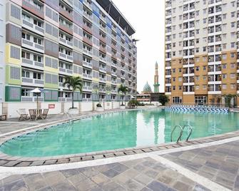 Sopian Apartemen Margonda Residence 2 - Depok - Piscina
