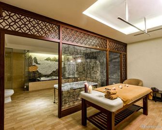 Muong Thanh Luxury Quang Ninh Hotel - Ha Long